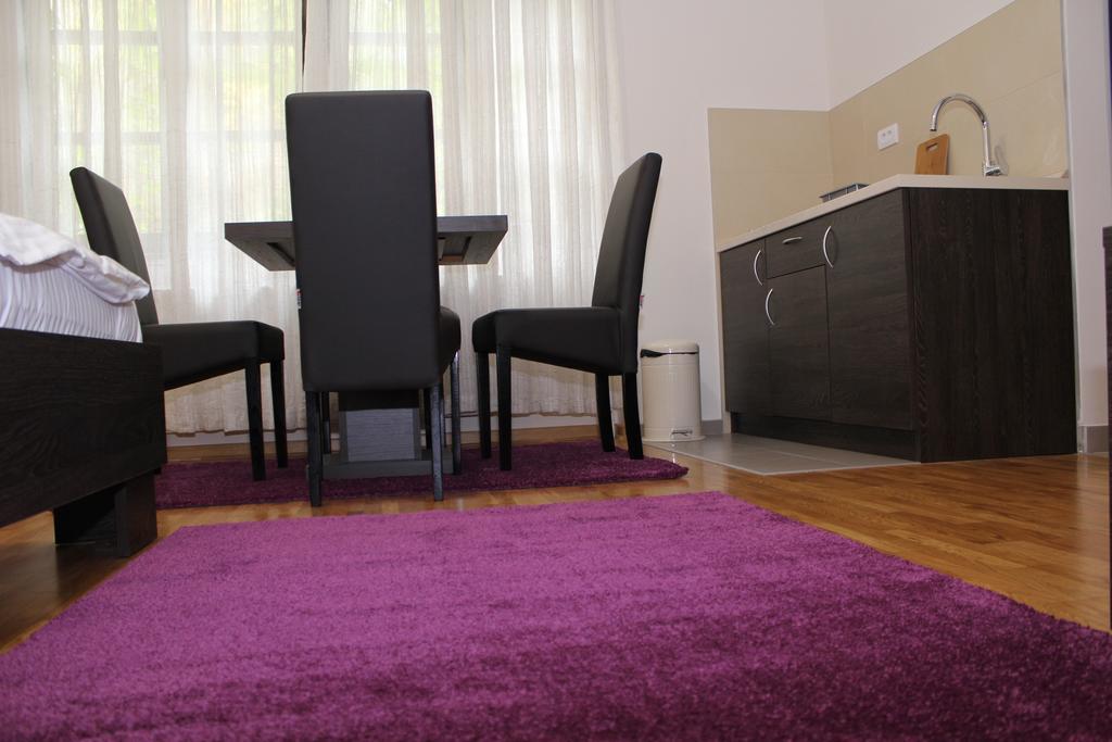 Wake Up Apartments And Rooms ベオグラード エクステリア 写真