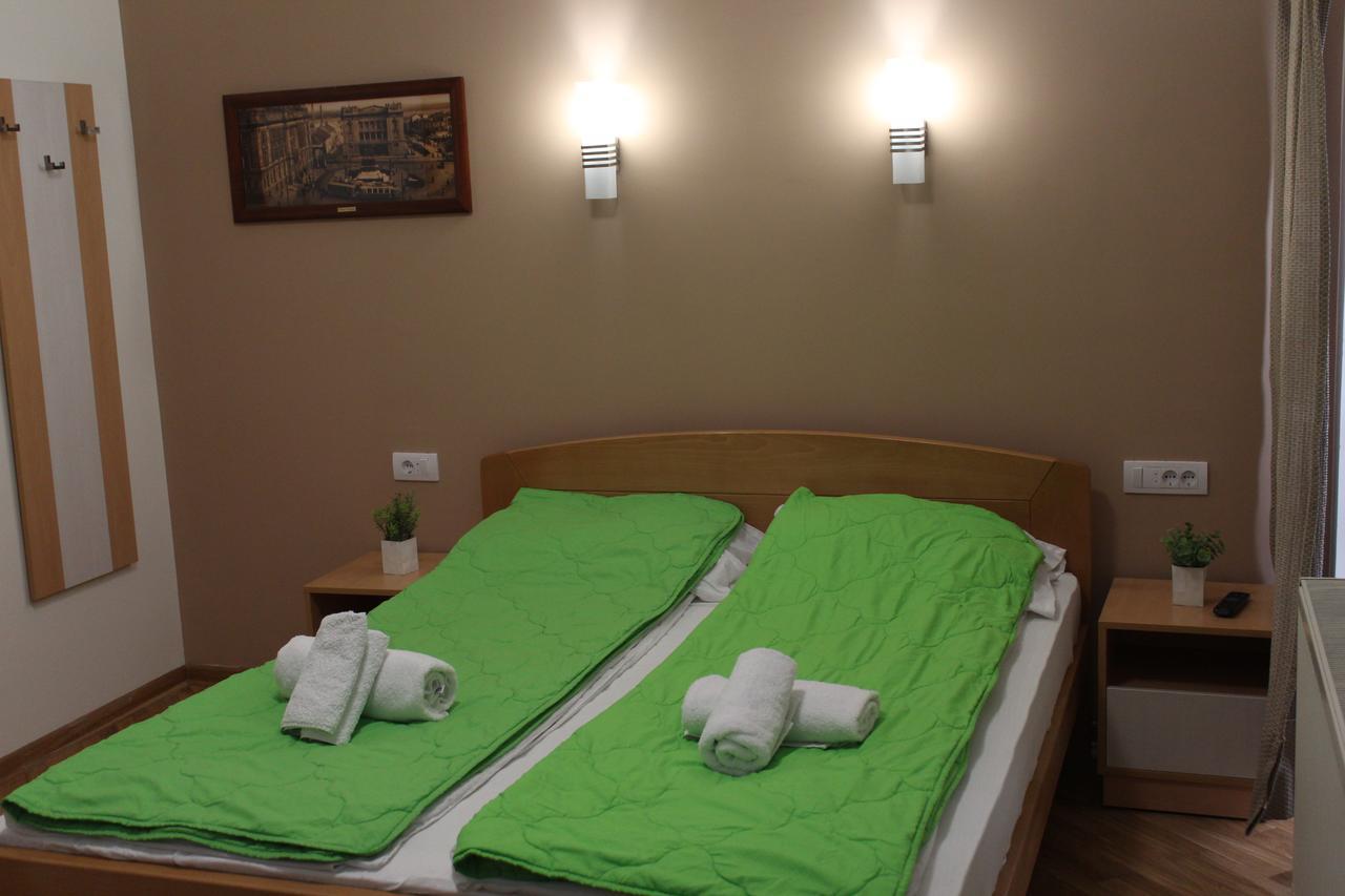 Wake Up Apartments And Rooms ベオグラード エクステリア 写真